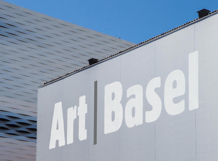 Что продали в первый VIP-день на Art Basel: от паука Луиз Буржуа за $22,5 млн до огромной скульптуры Герхарда Рихтера за $2,5 млн